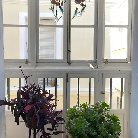 Апартаменты Charito 18 *