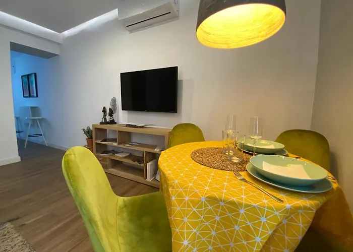 Apartamento Charito 18 *